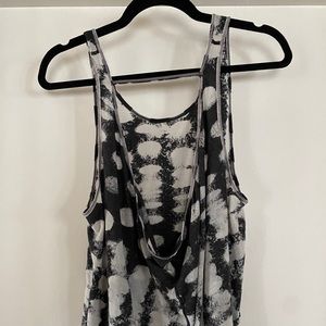 Lululemon open back tank top